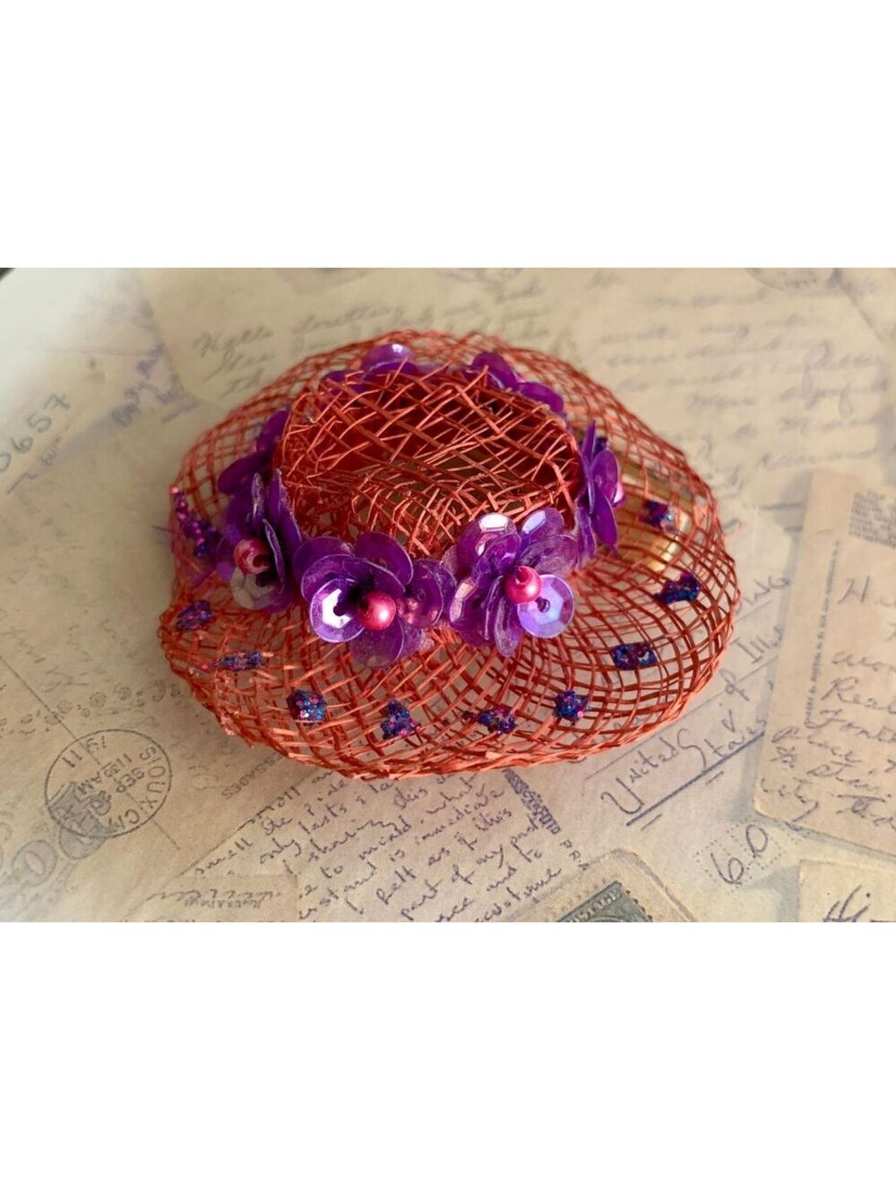 Vintage Charming Red Mesh Mini Hat Hair Clip with Purple Floral Sequins